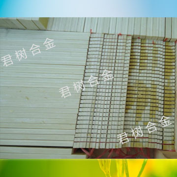 Resin insulation board